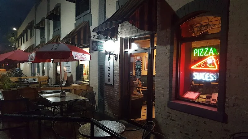 Guido's Original New York Style Pizza Downtown
